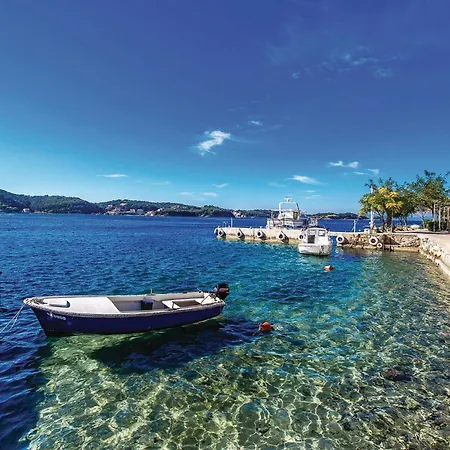 1 Bedroom Gorgeous In Apartman Supetarska Draga