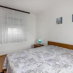 1 Bedroom Lovely In